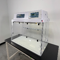 AirClean 600 PCR Workstation image 1